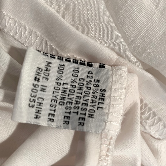 J.Gee white Prairie Dress, Slit Sleeve, lace, Size Medium - Picture 8 of 9